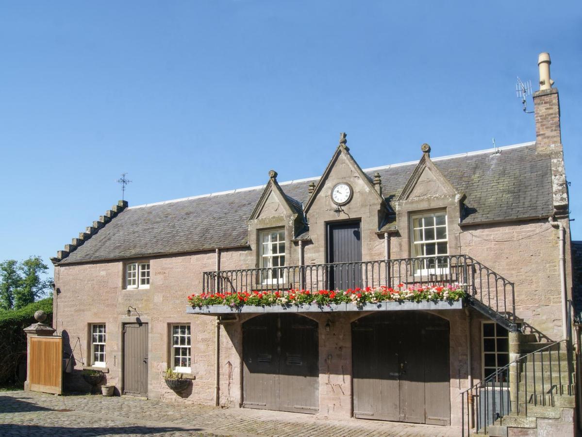 Stable Flat *